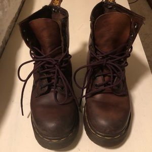 Used Dr Marten Boots 8